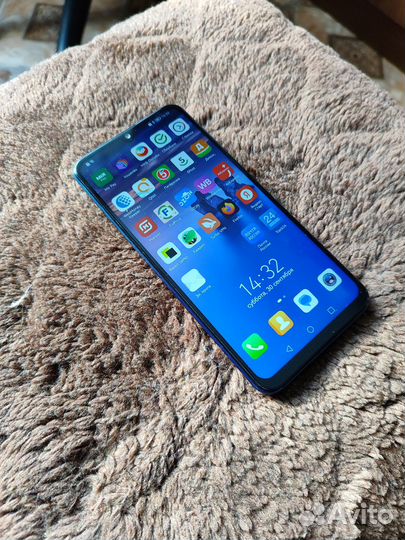 HUAWEI P Smart, 3/32 ГБ