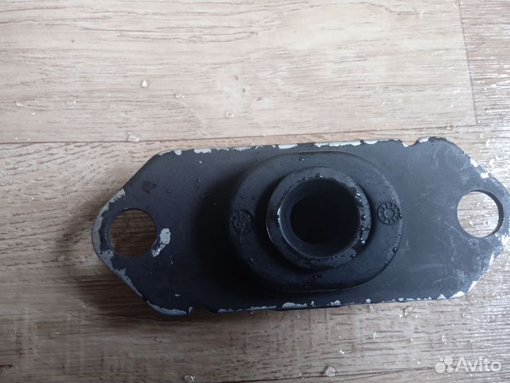 Опора кпп Renault, Sasic