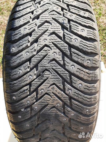 Nokian Tyres Hakkapeliitta 8 225/50 R17 98T