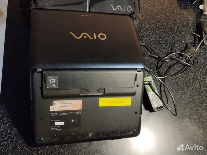 Нетбук sony vaio PCG21311V с родной сумкой