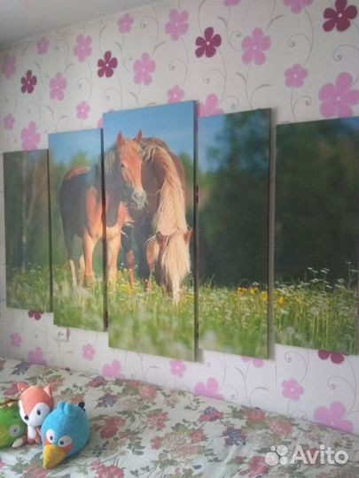 Картина модульная большая Лошадки на лугу