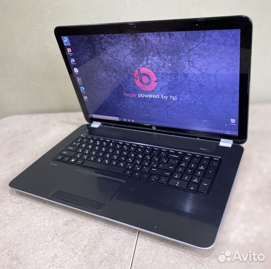 Hp 17-e 17.3' a10 8gb 512ssd Radeon 7660g