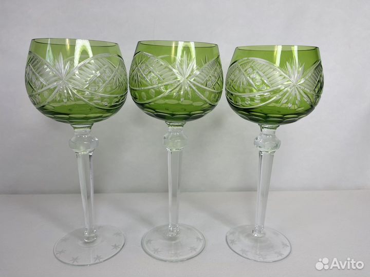 Комплект хрустальных цветных бокалов