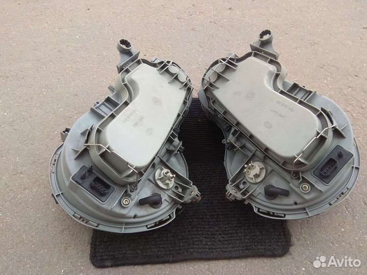 Mercedes-Benz E-Class фара левая