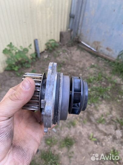 Помпа для volkswagen passat