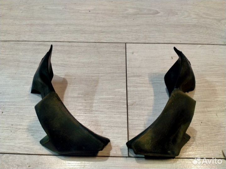 Уплотнительная резинка Toyota Mark Ii JZX100 1jzge