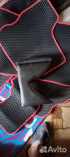 Подлокотник Renault