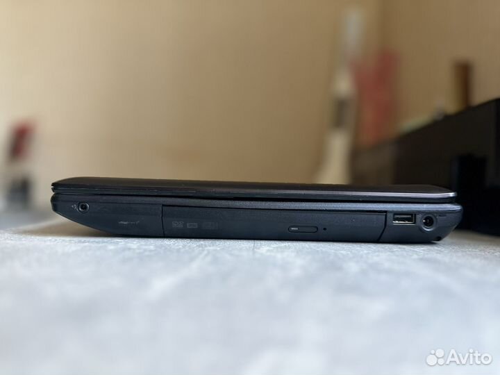 Ноутбук lenovo