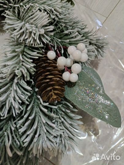 Новогодний венок на дверь