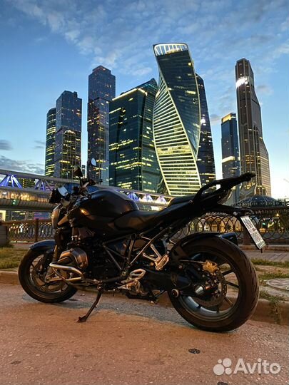 BMW R1200R