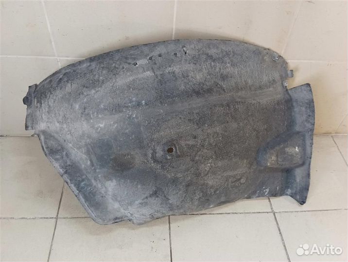 Подкрылок передний правый Citroen C5 2009