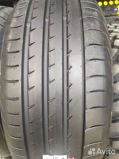 Yokohama Advan Sport V105 235/50 R19