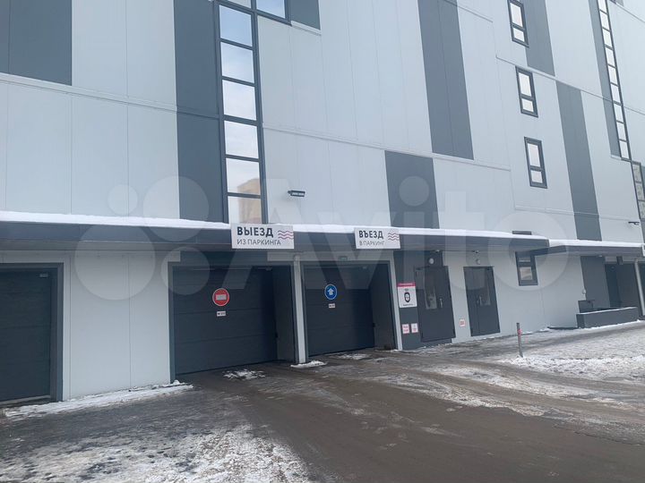 Машиноместо, 13 м²