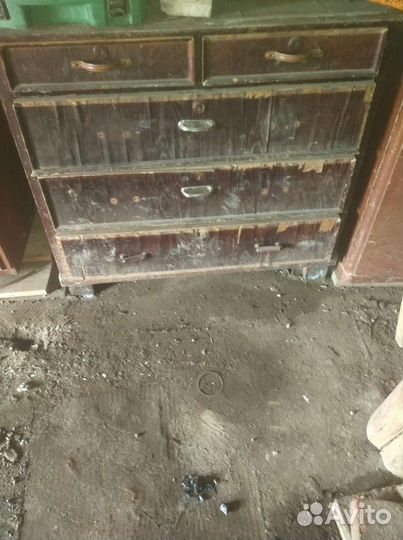 Отдам советский комод