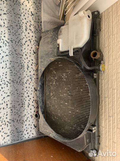 Продам радиатор на тойоту кресту 90