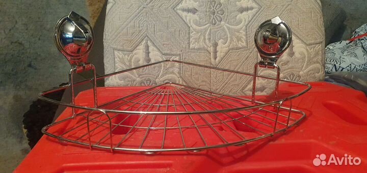 Угловая полка в ванную