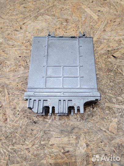 Блок управления двигателем Audi A6 C5 (1997—2001)