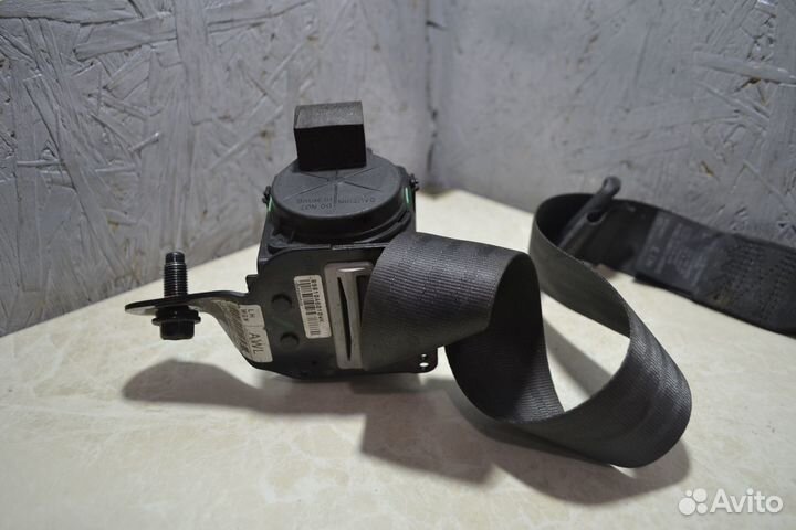 Ремень безопасности задний левый Kia Ceed 2 JD