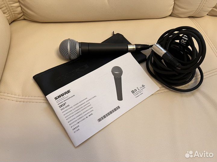 Вокальный микрофон динамический