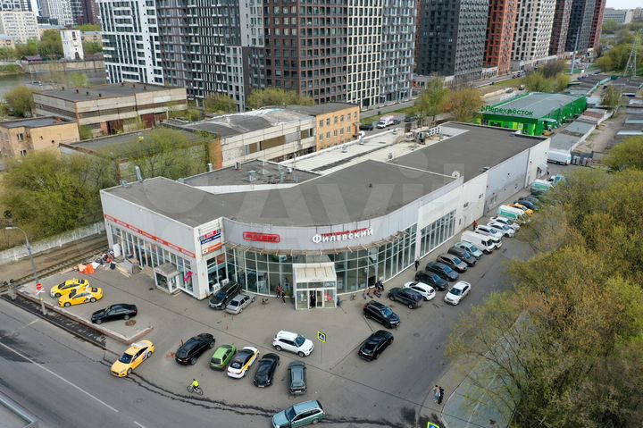 Здание, 3897 м²