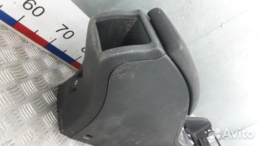 Подлокотник центральный renault megane 3 (6NT03IX0