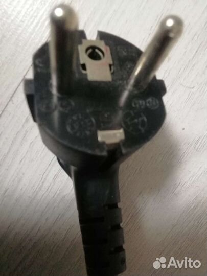 Шнур электрический с вилкой