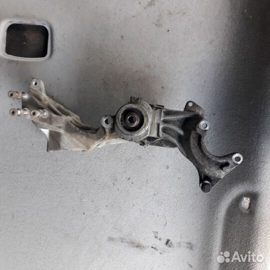 Кронштейн крепления гур + Генератора Ауди А4Б5