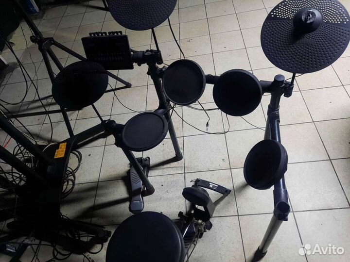Электронные ударные барабаны установка yamaha 452k