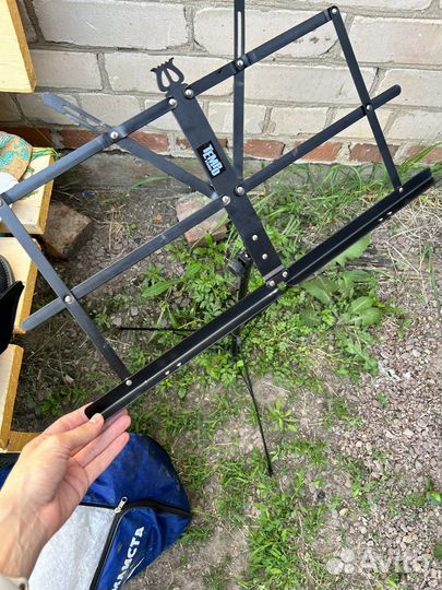 Подставка для нот -пюпитер