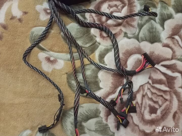 Плок питания 650 ват