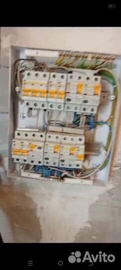 Электромонтажник