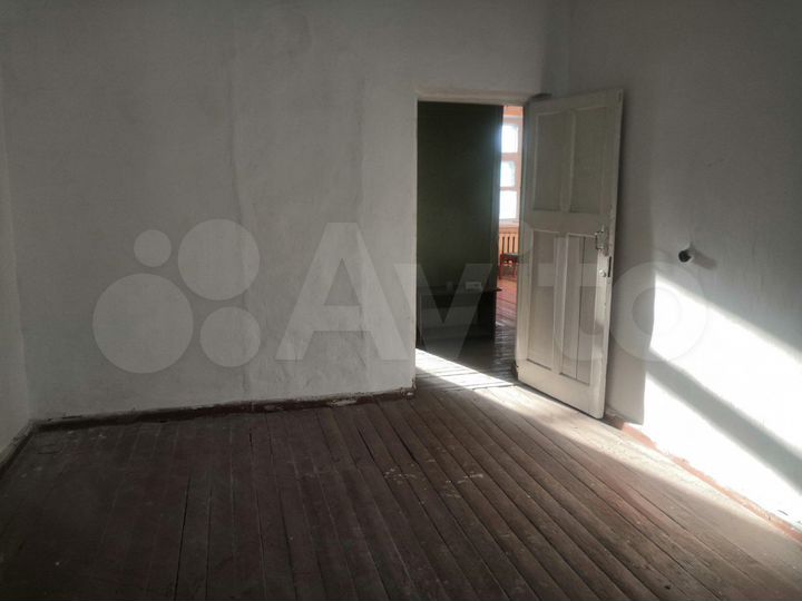 2-к. квартира, 54 м², 2/2 эт.