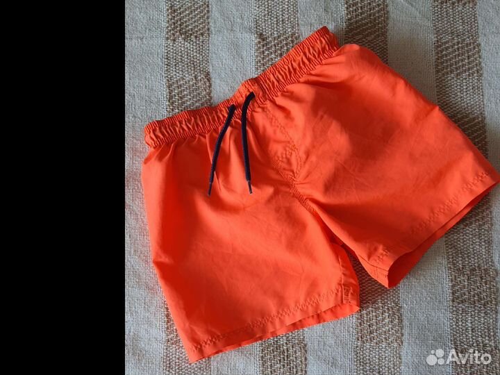 Шорты купальные на мальчика H&M