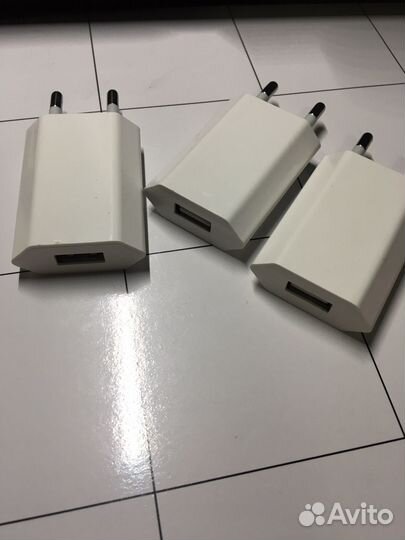 Блоки и шнуры iPhone оригинал