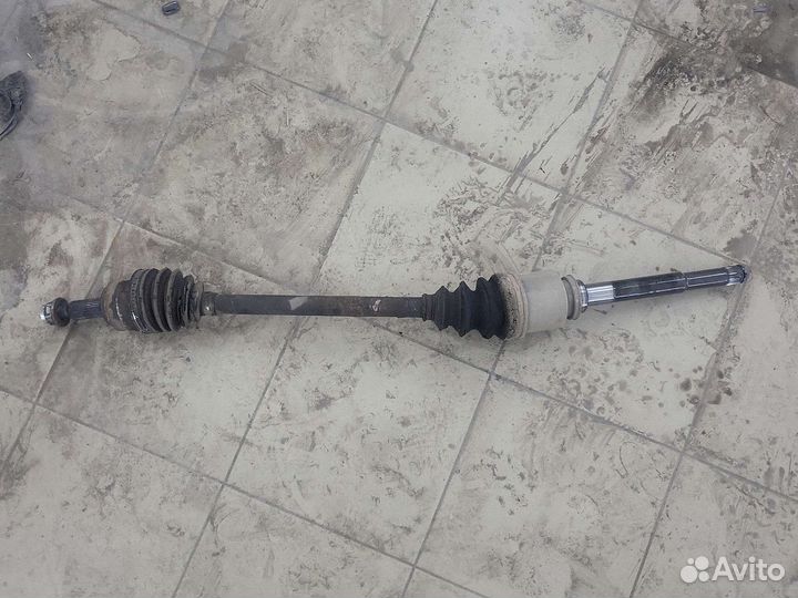 Привод передний правый Mitsubishi Outlander xl