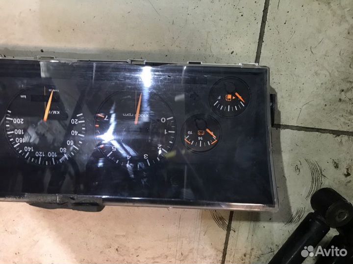 Щиток приборов Jeep Grand Cherokee