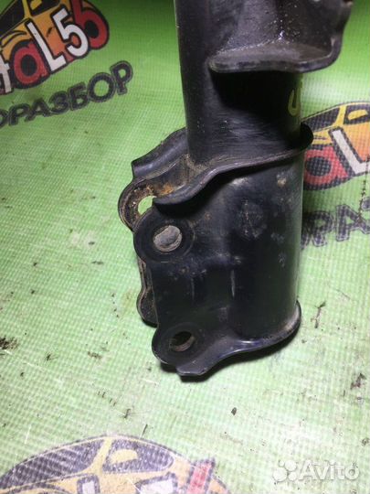 Стойка амортизатор передняя Hyundai Solaris 1