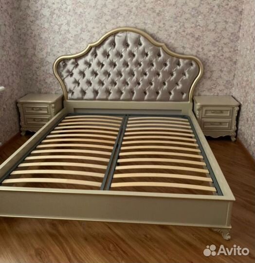 Спальня бу в хорошем состоянии и кухня