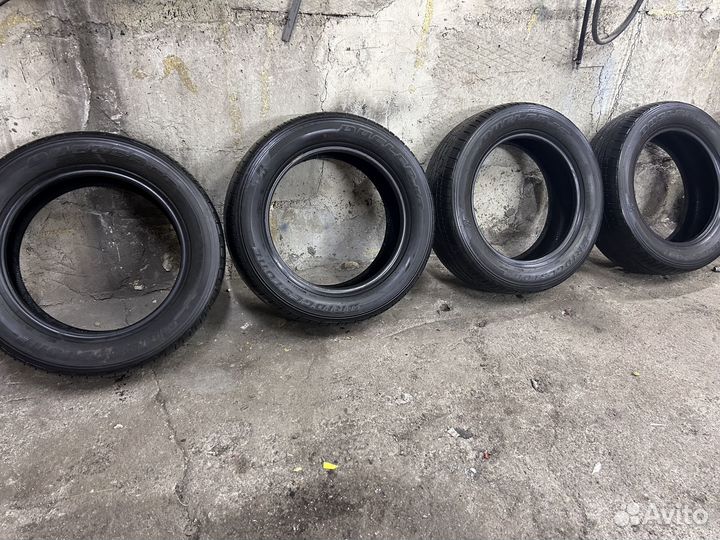 Bridgestone Dueler H/T 215/60 R17 96H