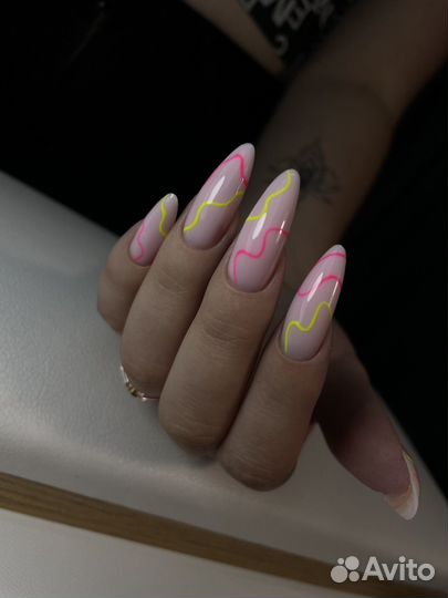 Маникюр и педикюр