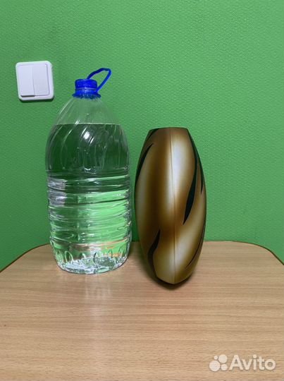 Ваза стеклянная