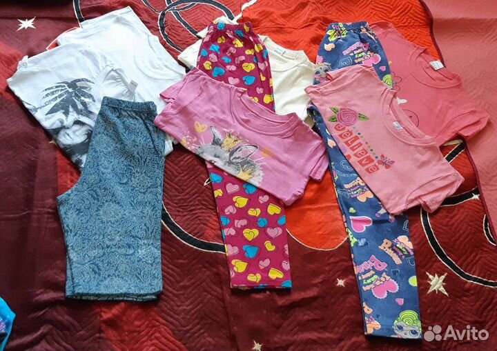 Одежда для девочки на лето р.134-146