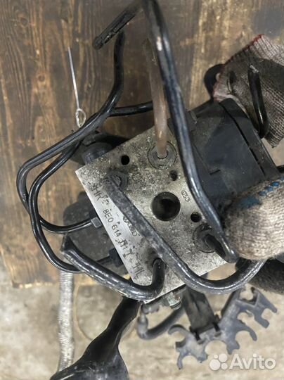 Блок abs audi 8Е0614111Т