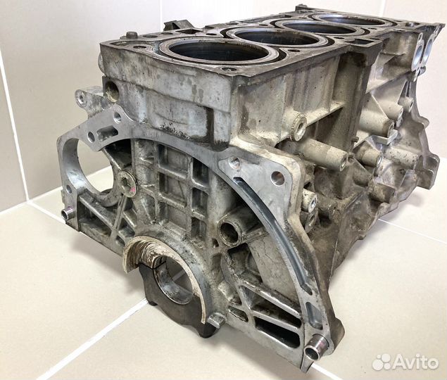 Блок двс Mitsubishi 1,8 4B10