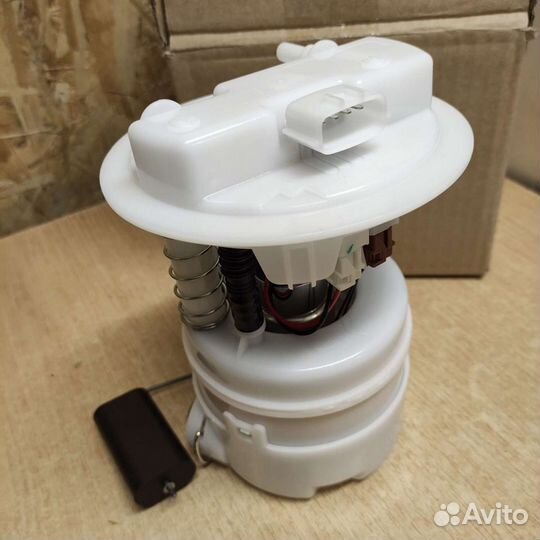 Бензонасос в сборе Логан Сандеро Дастер