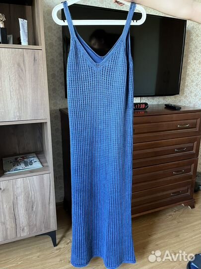 Платье вязанное