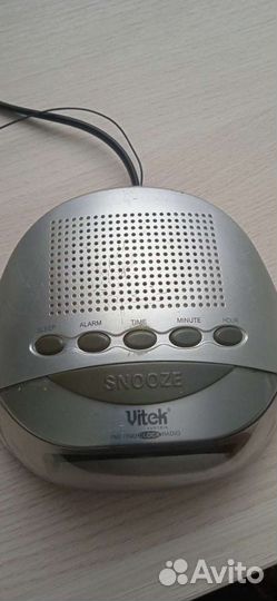 Часы электронные настольные