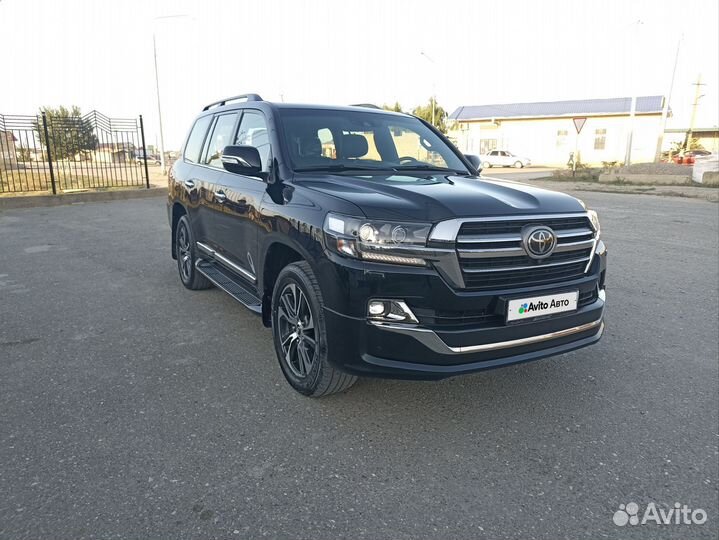 Toyota Land Cruiser 4.6 AT, 2021, 107 000 км
