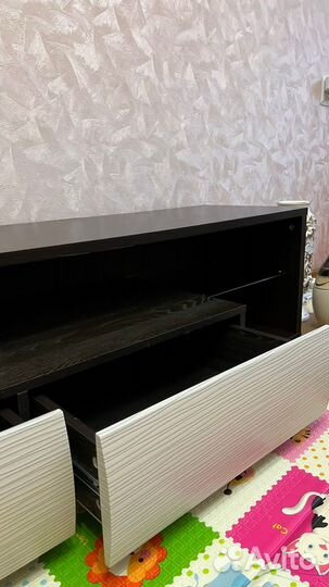 Тумбочка под телевизор