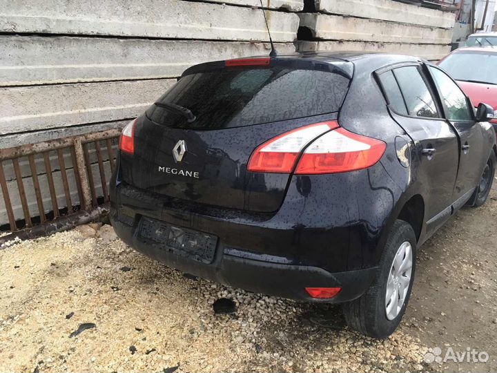 Разбираем Renault Megane 3